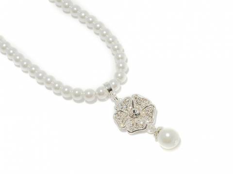 Hovedbilde 90138 Kort halssmykke med hvite perler og blomst ...